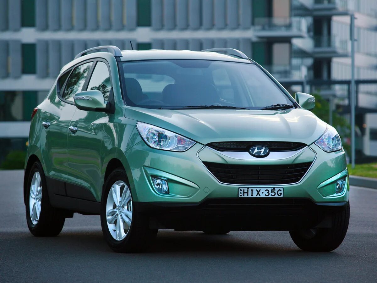 Новый хендай айх 35. Hyundai ix35 green. хендай ix35 зеленый. hyundai ix35 2010. hyundai tucson ix 2010.