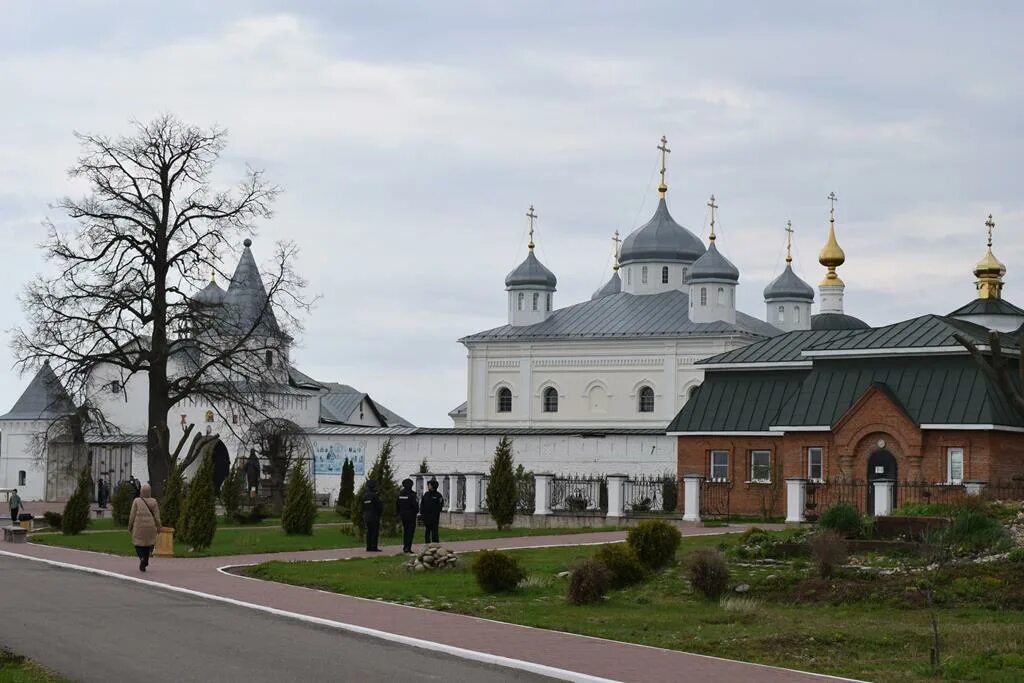 Свято-георгиевский мещовский монастырь. Свято-георгиевский мужской монастырь в мещовске. Мещовский монастырь калужская область. Свято-георгиевский мещовский монастырь. Свято георгиевский мещовский.