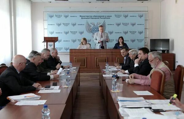 Вак президиум заседания 2022. Высшая аттестационная комиссия республики беларусь. Президиум вак. Мединский. Главный секретарь ученого совета вак мацкевич.