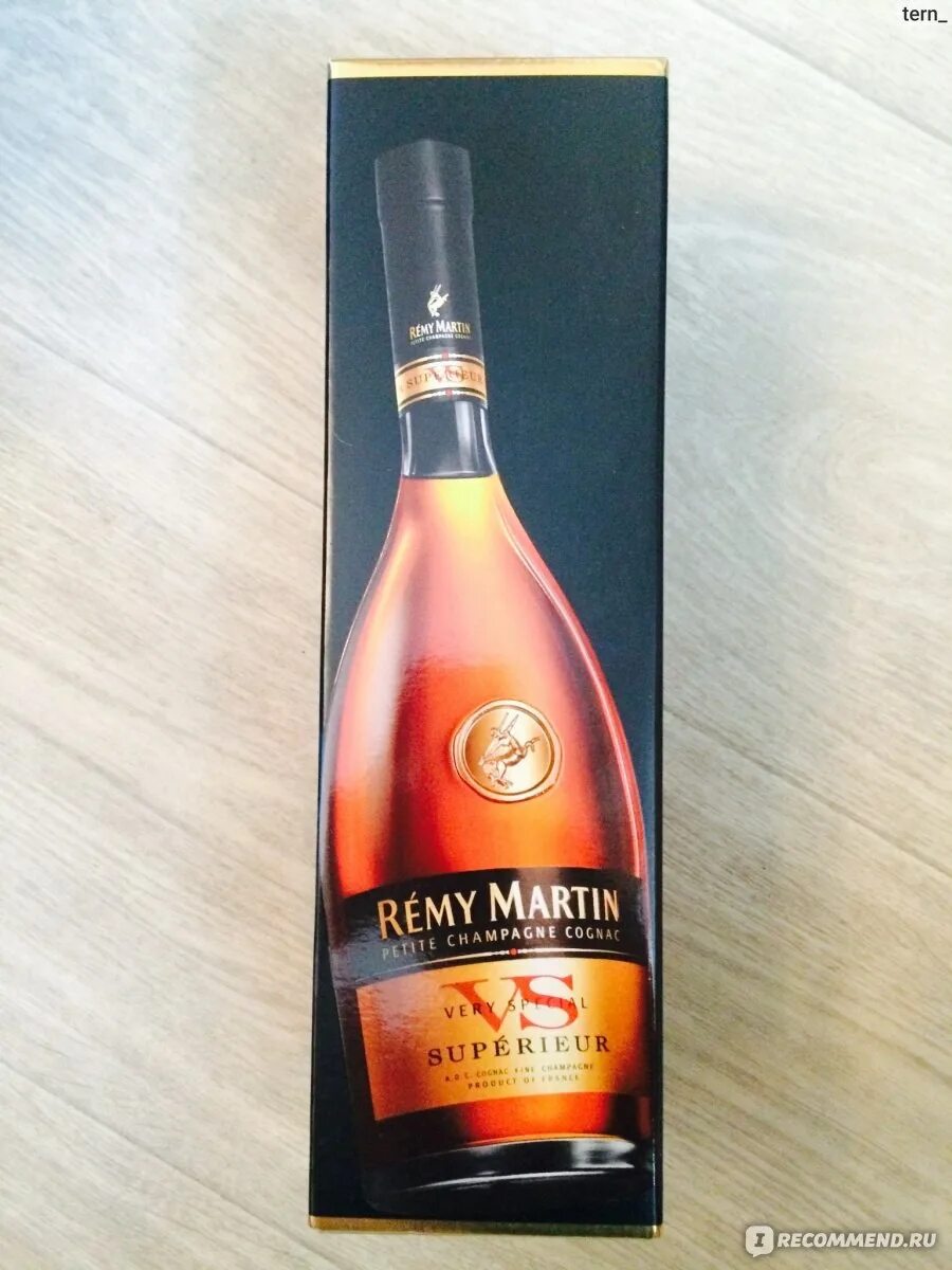 Коньяк Remy Martin vs Superieur 0.5. Remy martin 0.5