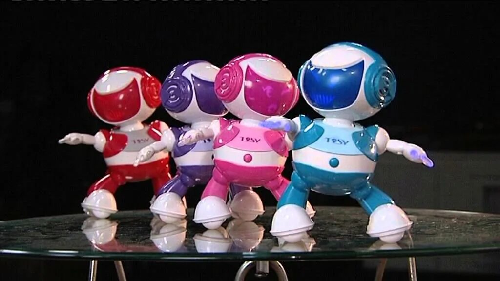 Robots mp3. Tosy робот. Танцующий робот. Робот диско. Танцующий робот красный.
