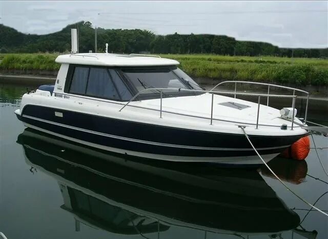 Моторная яхта sunseeker manhattan 66. Катер янмар. Nissamaran tornado 380 tr. Прогулочный катер во владивостоке. Катер владивосток.