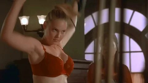 Katherine heigl boob shot.
