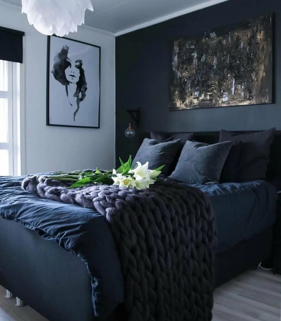 Спальня с темными стенами. Спальня темного цвета. Спальня темного цвета. Спальня темного цвета. Спальня в стиле тотал блэк.