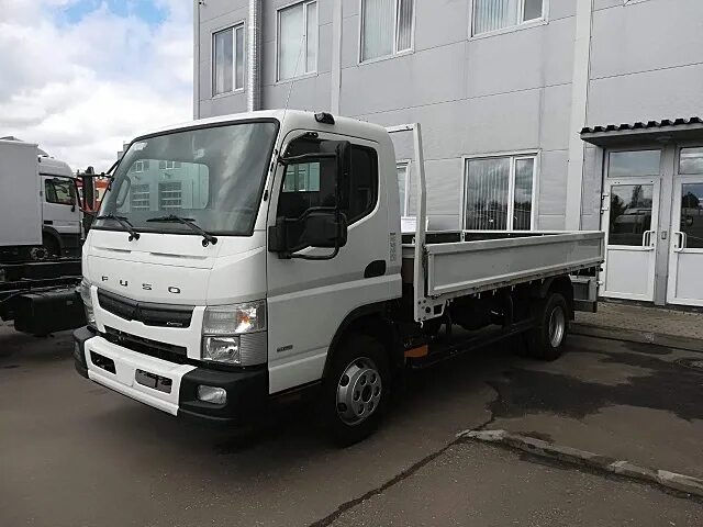 Fuso Mitsubishi 5т. Mitsubishi Fuso бортовой. Mitsubishi Fuso Canter 5т. Mitsubishi Fuso грузовой бортовой. Мицубиси бортовой