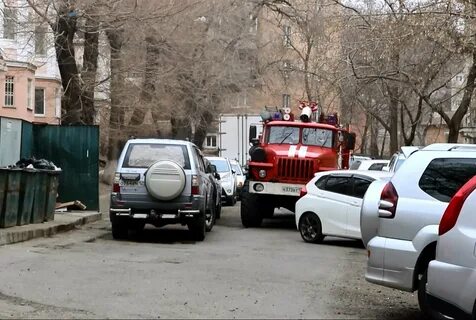 Машины загородили дорогу