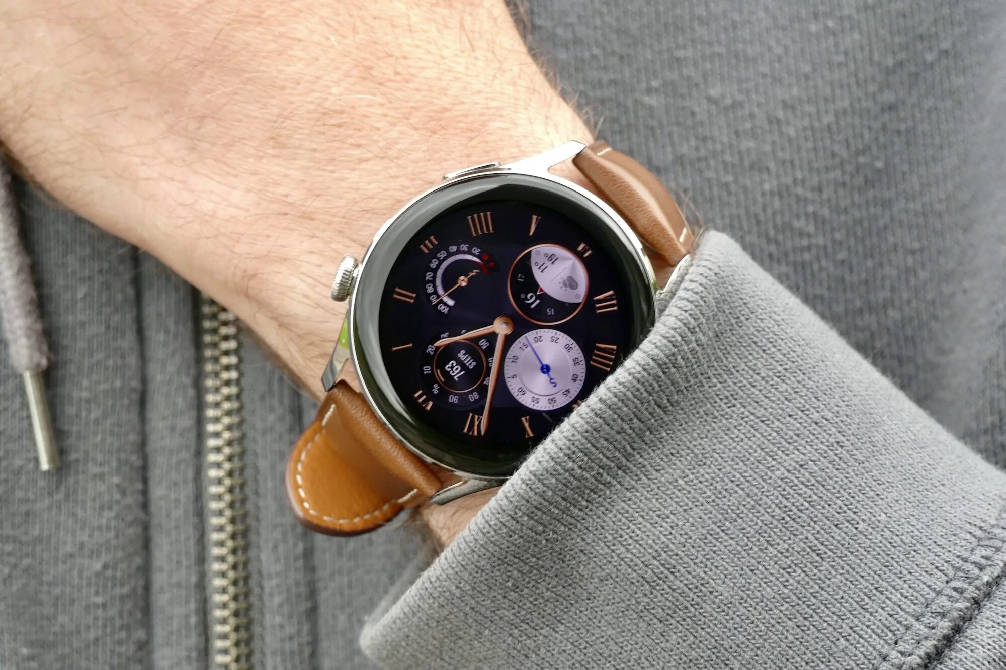 Часы huawei gt classic. Huawei watch 3. Huawei watch 3 Classic. Часы Хуавей 3 Pro. Huawei watch 3 Pro Classic.