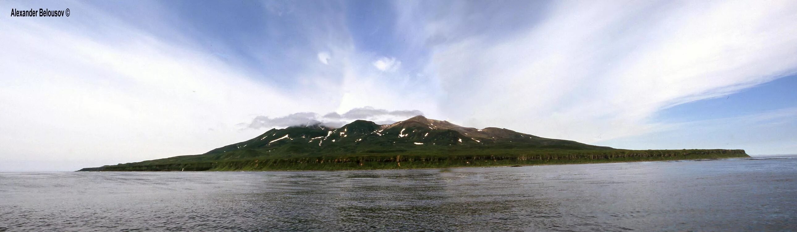 остров симушир бухта броутона поселок кратерный. остров кетой курильские острова. остров кетой на курилах на карте. остров шиашкотан фото. остров кетой курилы.