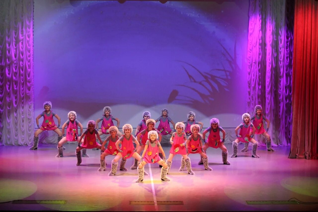 ансамбль дружба косарева.