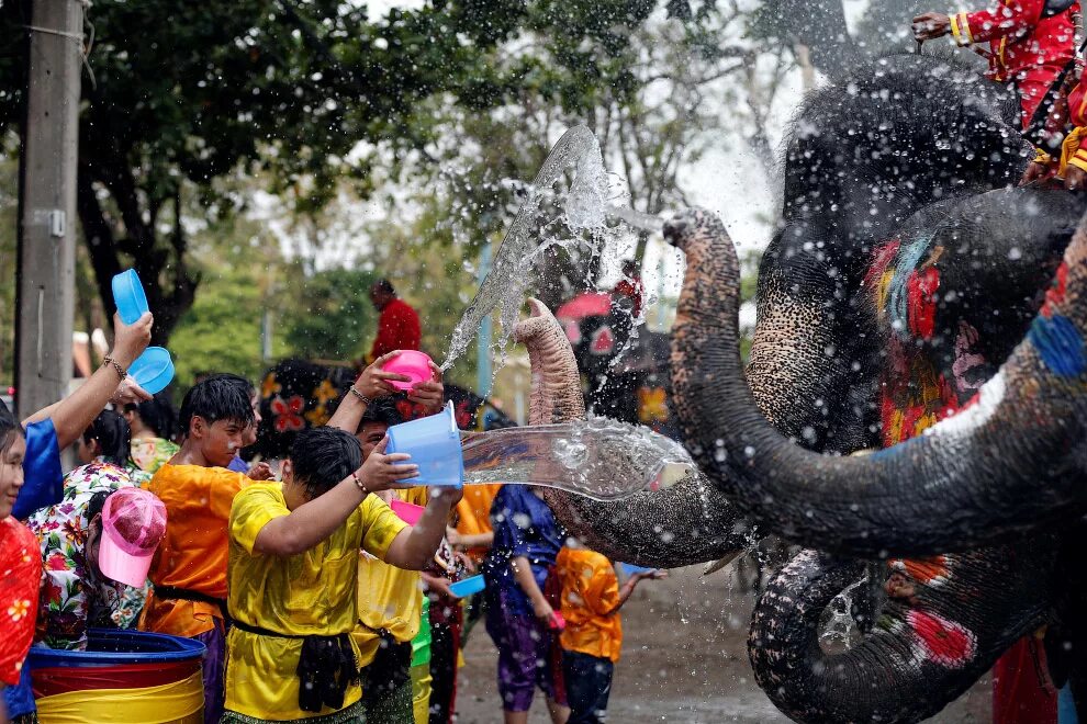 Сонгкран. Тайский праздник Сонгкран. Сонгкран (Songkran) — Тайланд. Фестиваль воды Сонгкран, Таиланд.