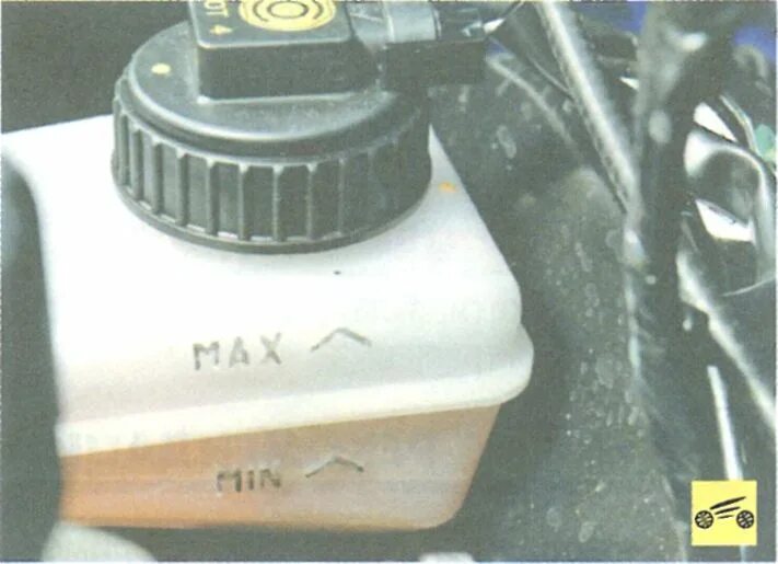 бак тормозной жидкости рено логан 1. бачок тормозной жидкости рено логан 2. Renault 460916346r бачок тормозной системы. бачок тормозной жидкости рено логан 2. бачок тормозной жидкости рено логан.