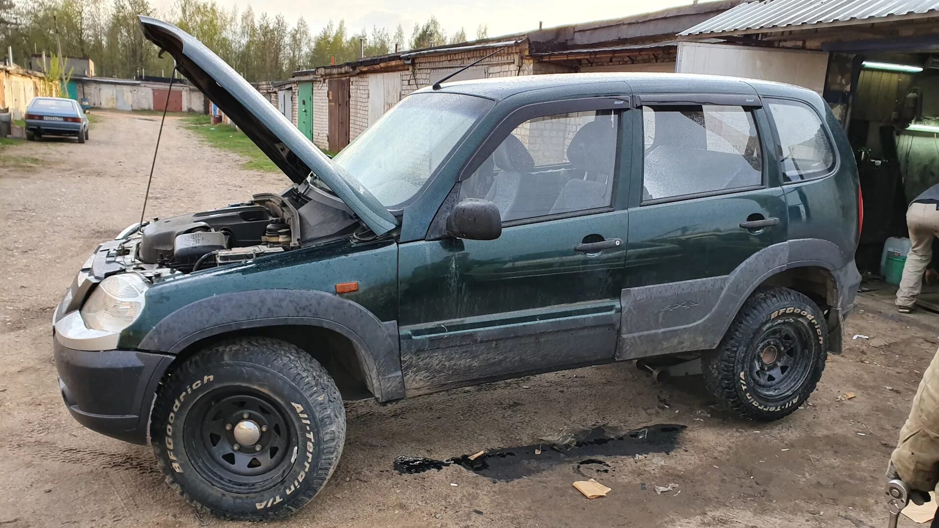 Шеви бертоне. Bertone Edition Шевроле Нива. Обвес Бертоне на ниву Шевроле. Нива Шевроле 371. Нива 2123 Бертоне.