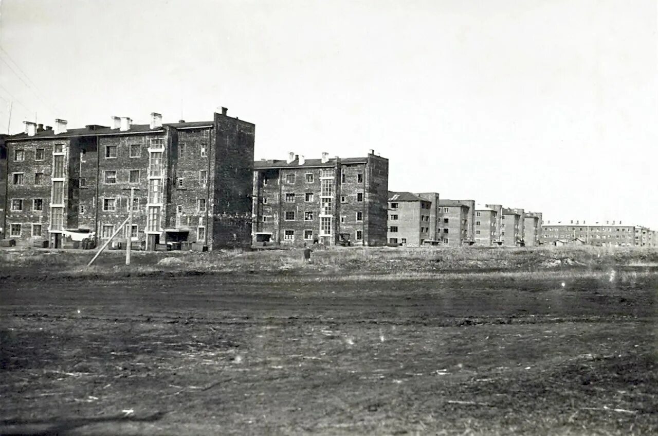 Новые города в 1930 годы. Соцгород завода «Сибсельмаш» (Новосибирск). Соцгород завода «Сибсельмаш». Левобережный Соцгород Новосибирск. Новосибирск Ленинский район «Соцгород завода Сибкомбайна».