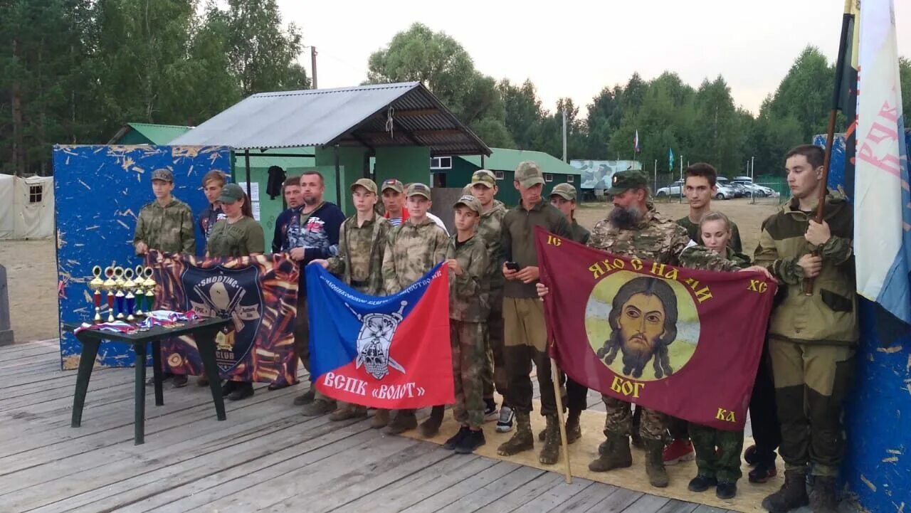 Волот вконтакте. Фото православного воина. Волот Новгородская область. Поселок Волот. Фестиваль боевое братство на берегу Терека 2014.