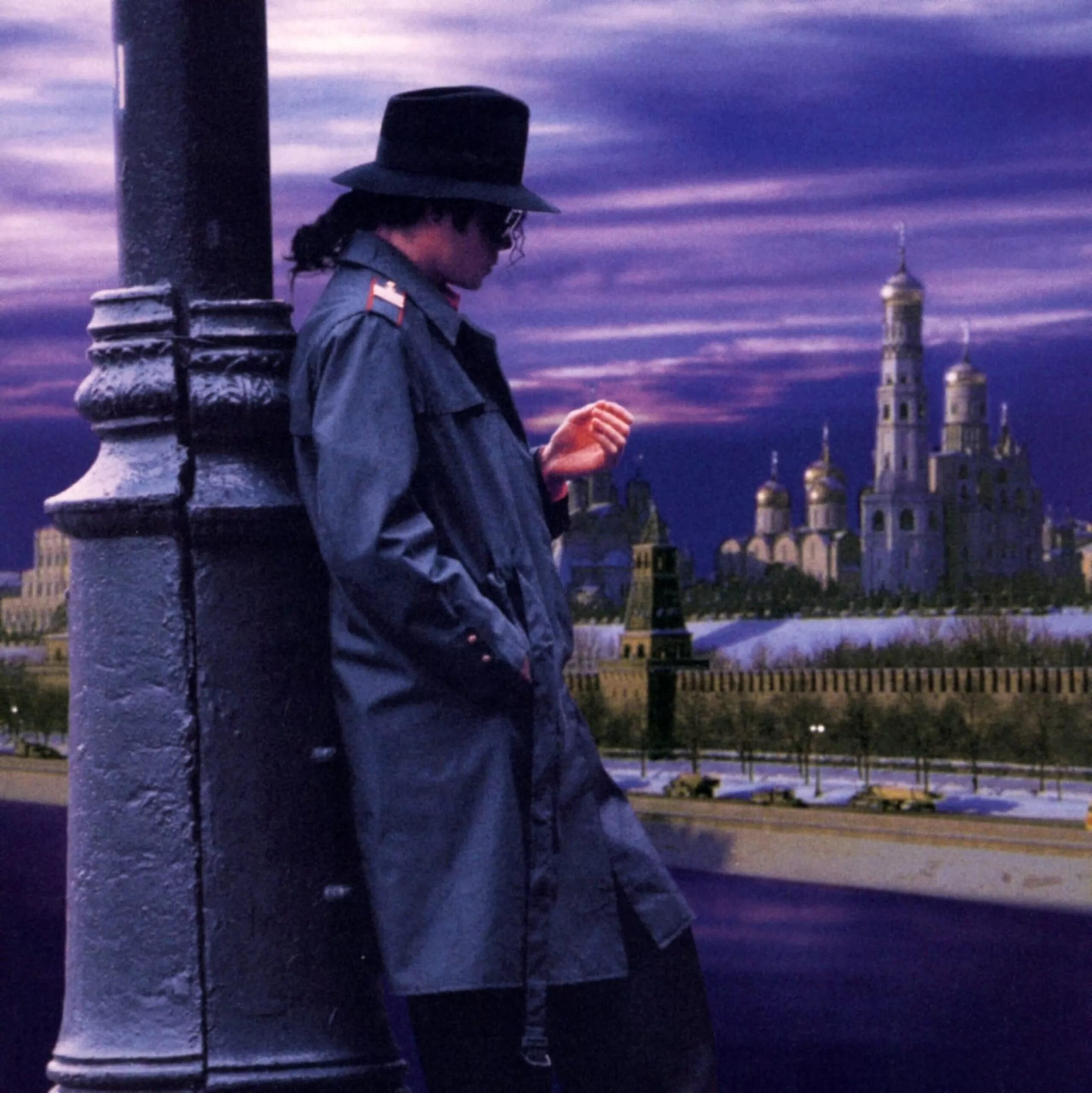 Strange in moscow. Michael jackson moscow stranger. Michael jackson stranger in moscow 1996. Michael jackson stranger in moscow. Michael jackson stranger in moscow 1996.