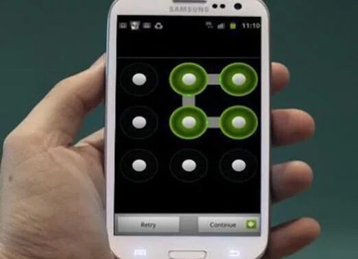 Забыл пароль на галакси. Блокировка телефона самсунг. Снять пароль со смартфона телефона Samsung. Фото простых графических ключей на андроид. Самсунг а 52 графический ключ.