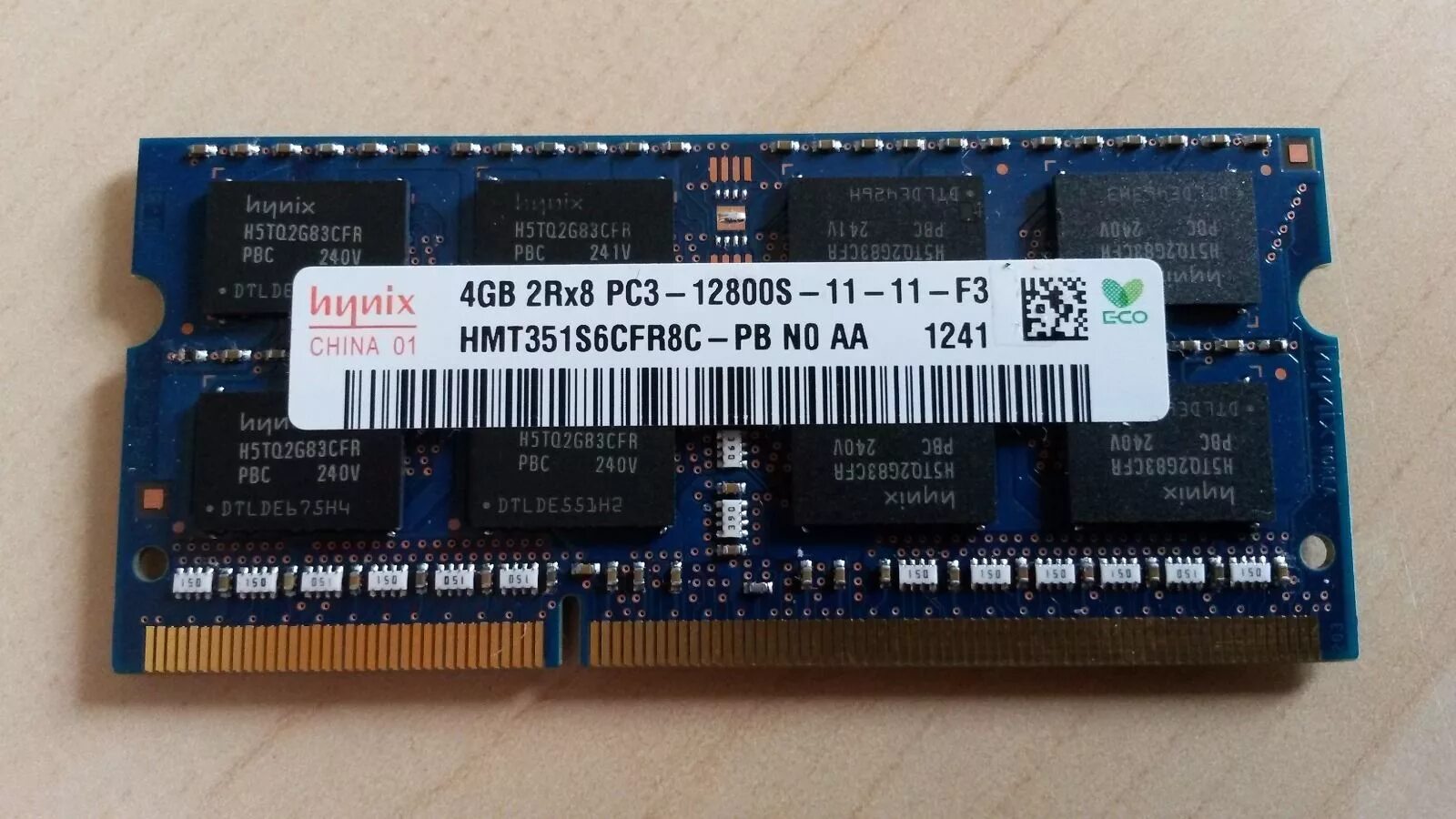 Память hynix 4gb. Память hmt351s6cfr8c-PB.