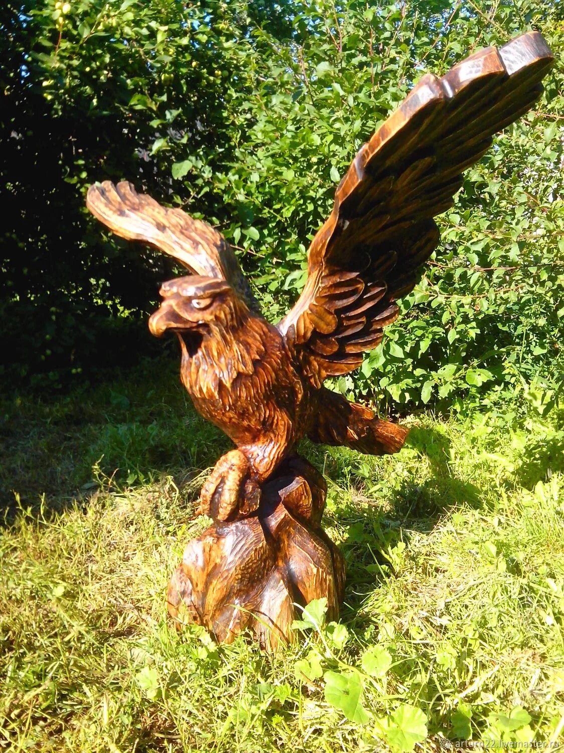 Деревянная скульптура орла. Орел деревянный резной. Скульптура орла из дерева. Резьба по дереву Орел. Ручной орел купить