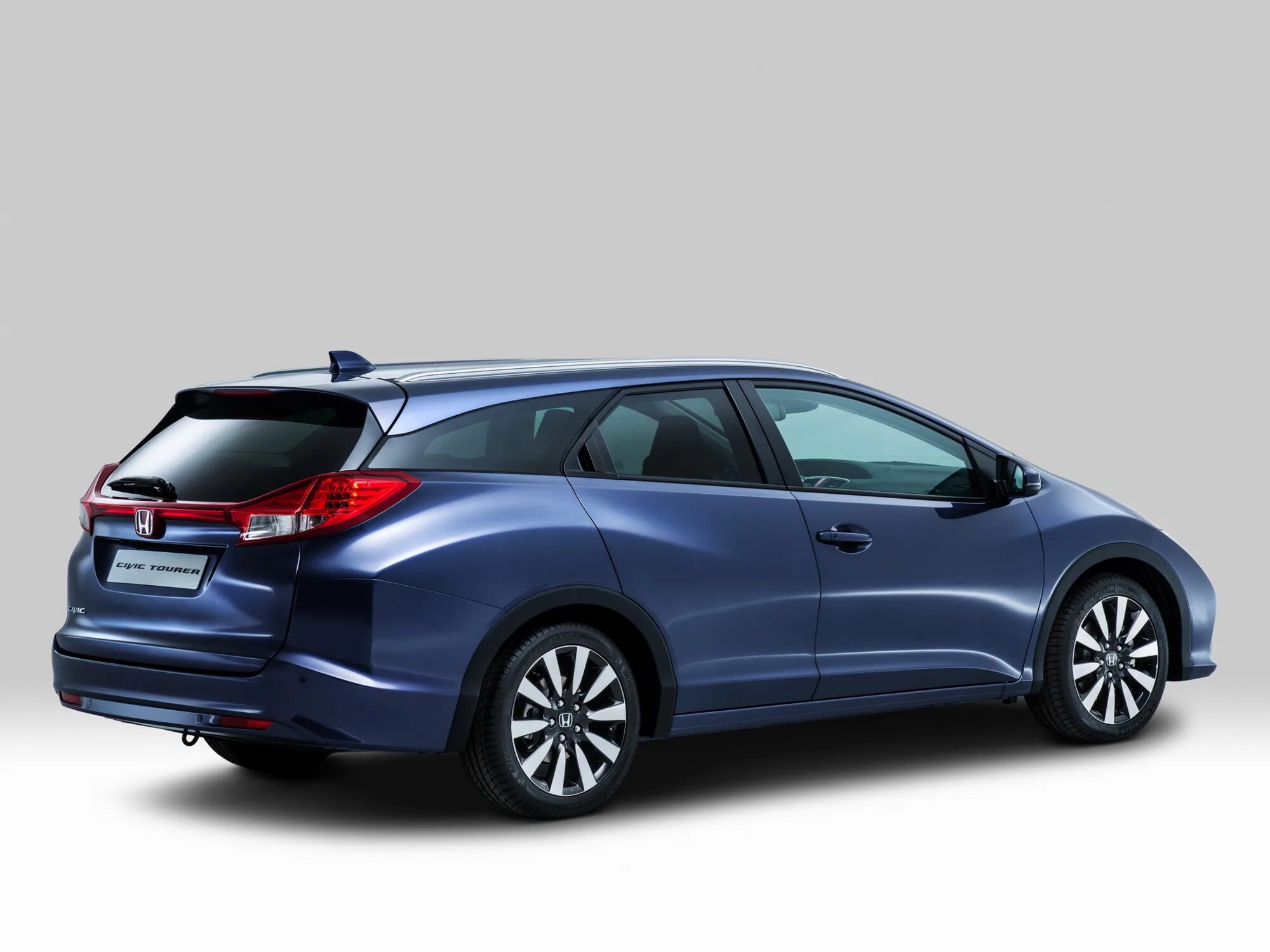 Хонда универсал. Honda Civic Tourer 2014. Honda Civic Tourer 2013. Универсал Honda Civic Tourer. Civic Tourer IX.