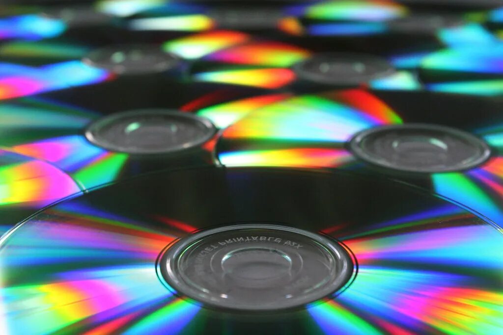 Звуковой компакт-диск. CD диск. Compact Disc. CD.