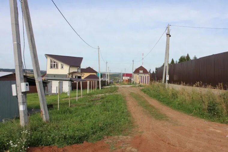 Деревню подгорцы киров. Галиахметово хайбуллинский. Явгильдино. Деревню подгорцы киров. Деревня мста тверская область.