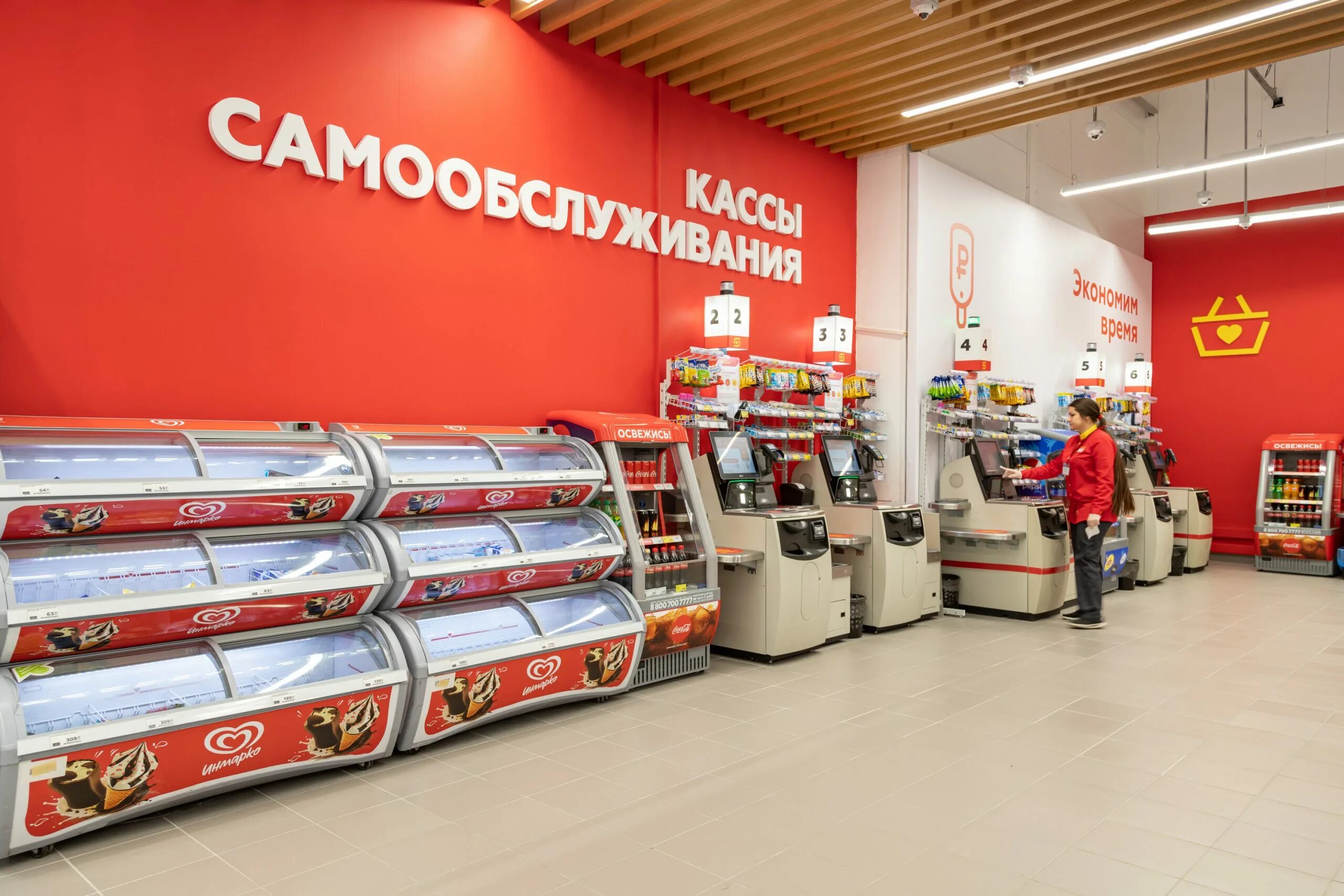 Сетевые магазины названия. Супермаркет внутри. Сеть магазинов большие. Крупные сетевые магазины. Сеть магазинов большие.