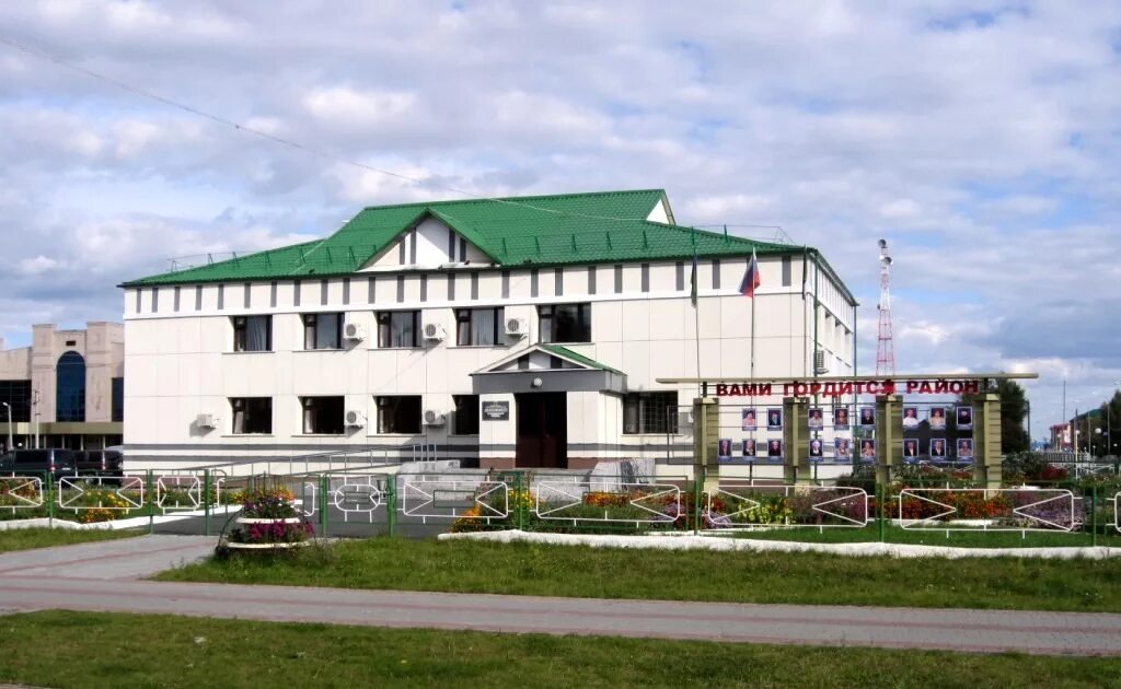 Устье-аха междуреченский. Посёлок междуреченский хмао. Дом культуры междуреченский кондинский район. Посёлок междуреченский хмао. П междуреченский кондинский.