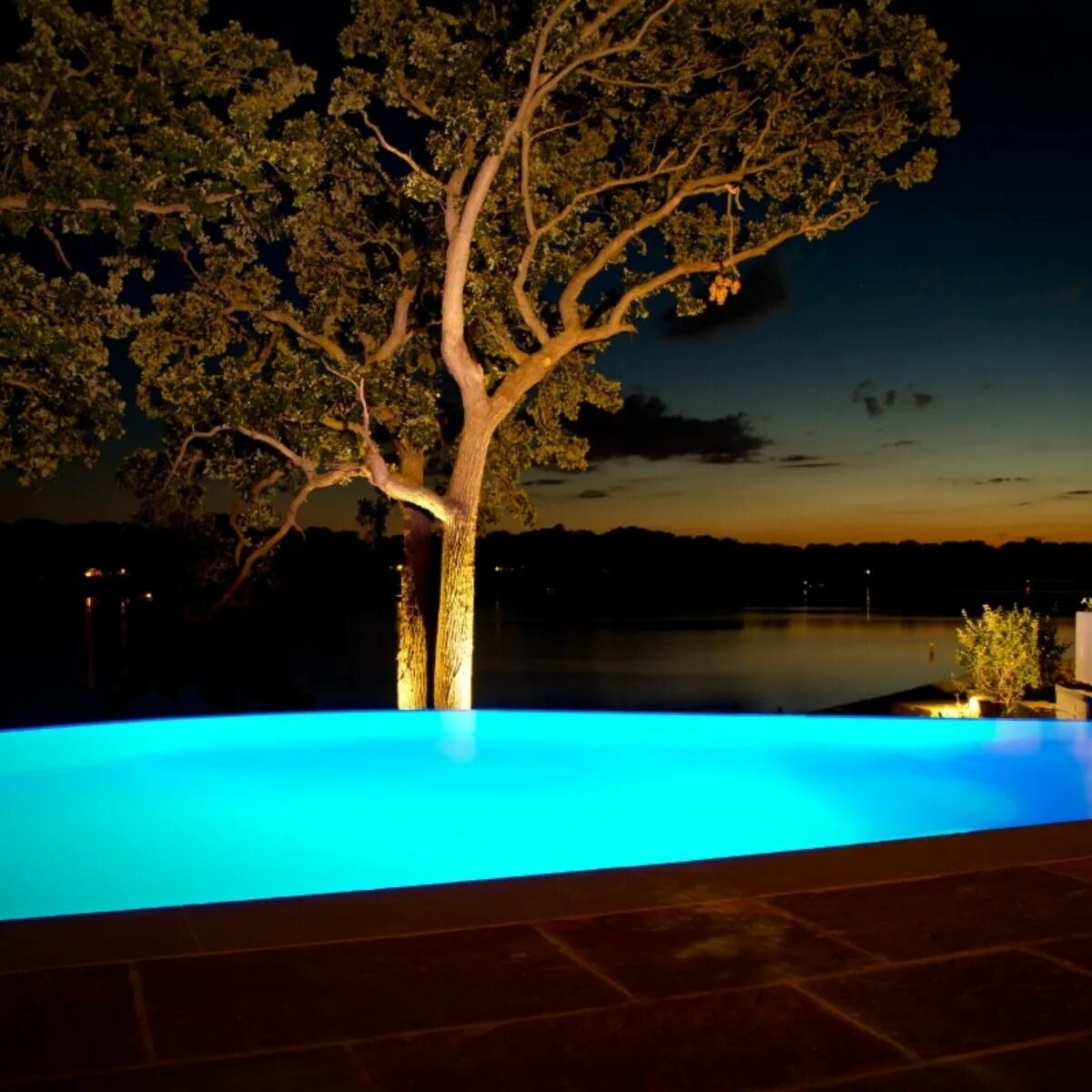 Dark pool
