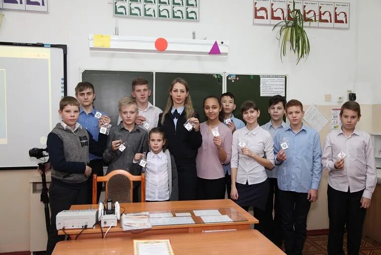 Минусинский школа интернат глухих. 8 школа минусинск. Сош 16 минусинск. Минусинская школа-интернат 8. Кгбоу большеиуртинмкая шкода интернат.