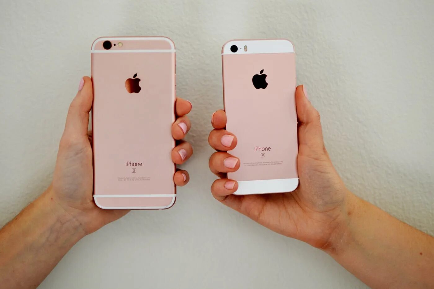 Какой айфон лучше 6s. Айфон 6 се. 6s и 5se. айфон 6s и айфон se. айфон se и айфон 6.
