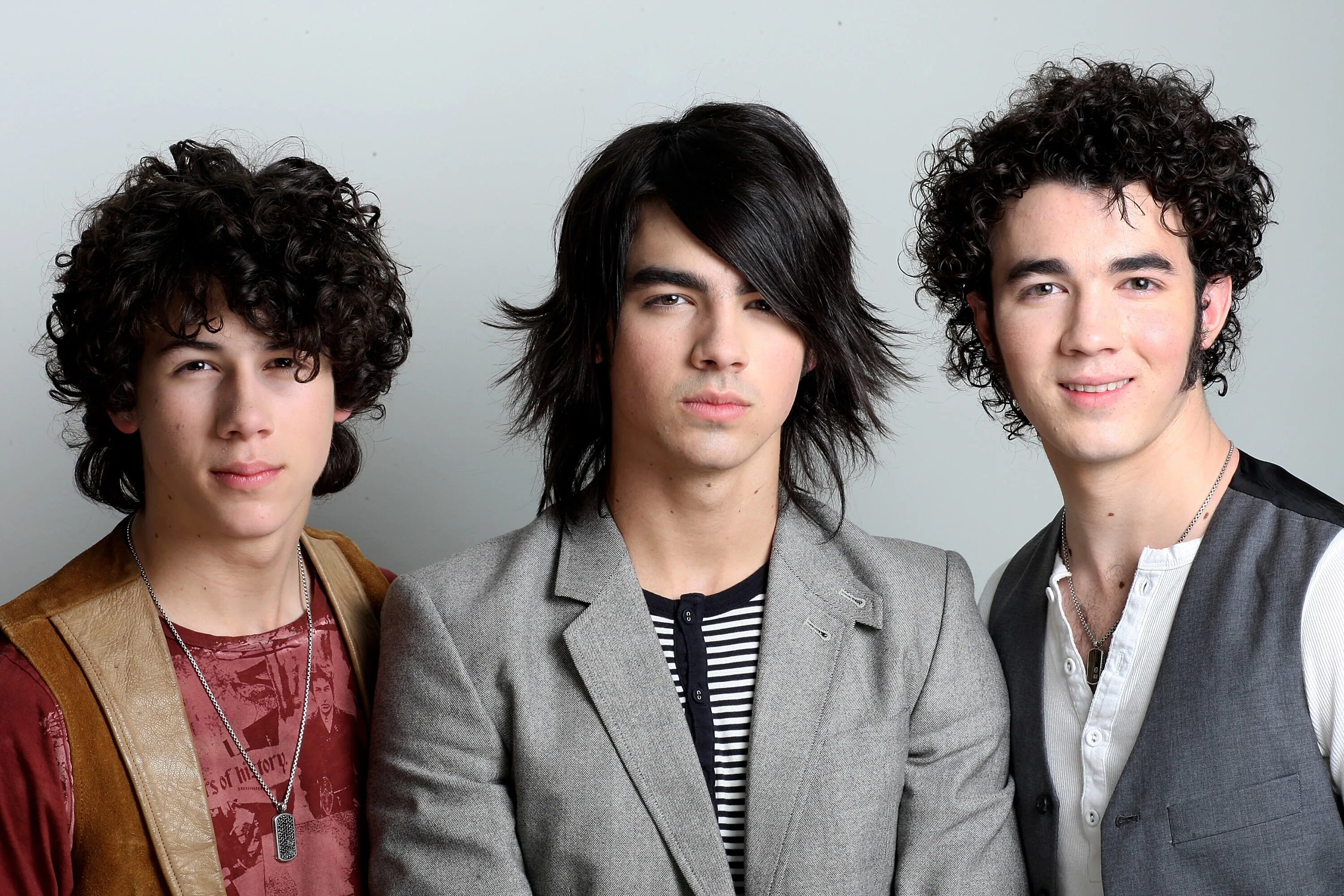 Группа бразер. Группа Jonas brothers. Группа Jonas brothers молодые. Джонас 2008. Jonas brothers 2008.