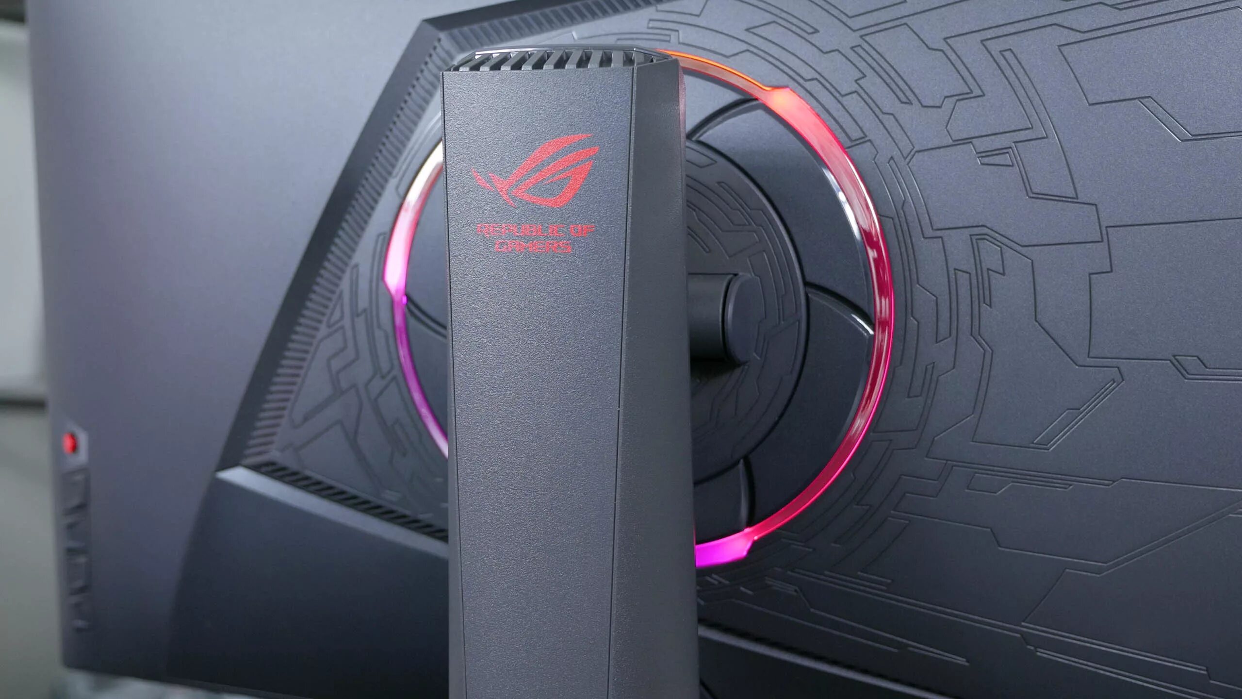 ASUS ROG xg27vq. ASUS ROG Strix xg27vq 27. ASUS ROG 4090. ASUS ROG strizz690.