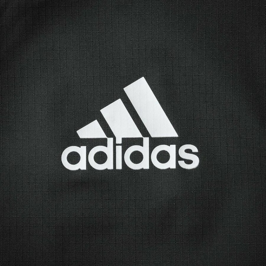 Адидас уфа. Адидас. Адидас бренд. Adidas эмблема. Адидас лейбл.