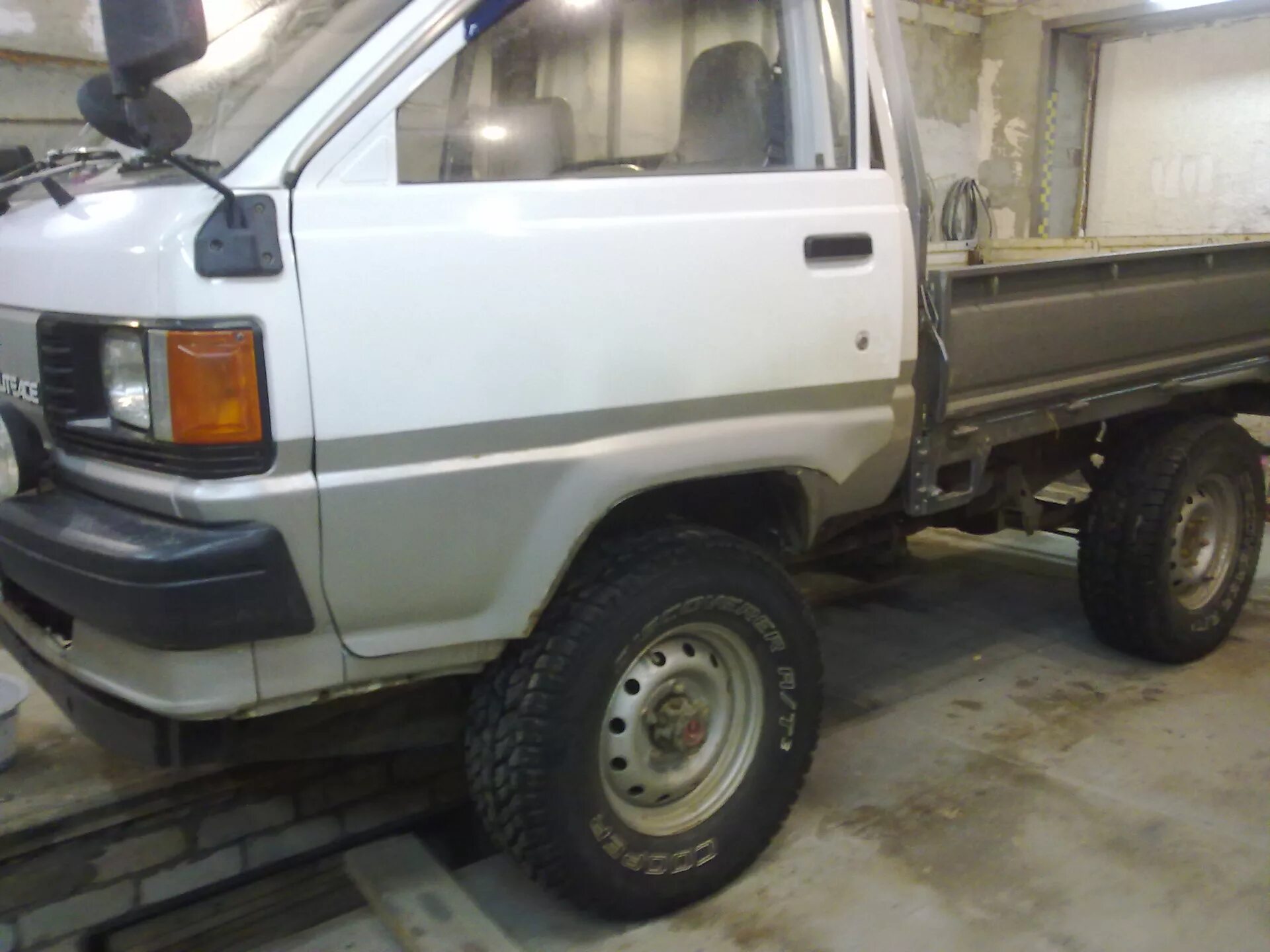 Тойота Таун айс грузовик 4 ВД. Toyota Lite Ace Truck 4wd 2005. Toyota Lite Ace грузовик 4вд. Toyota Town Ace Truck 4wd. Тойота таун айс 4вд