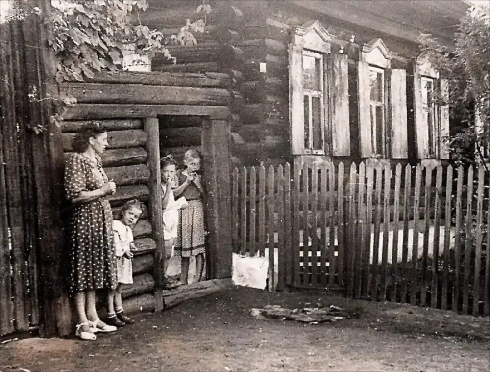 Жизнь в деревнях ссср. Советская деревня. Быт Советской деревни. Старинная деревня. Деревенский быт.