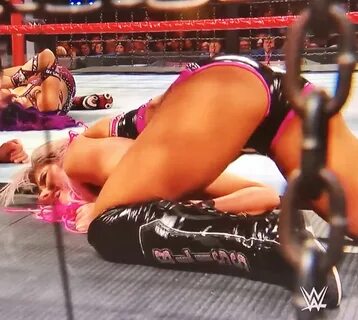 Wwe divas nude booty. 