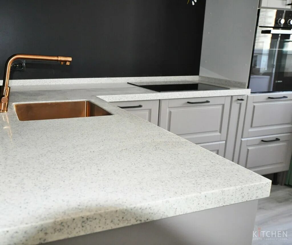 Столешница из искусственного камня. Агломерат cambria. Гранит bellatrix столешница. Столешница слотекс white marble. Камбрия кварцевый агломерат.