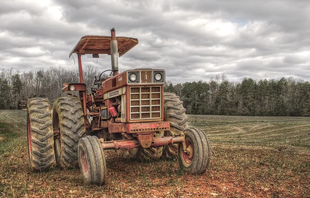 Большие советские трактора. Harvester 1985 трактор. Harvester трактор старый. Трактор International Harvester 1962. International Harvester farmall трактор второй мировой войны.