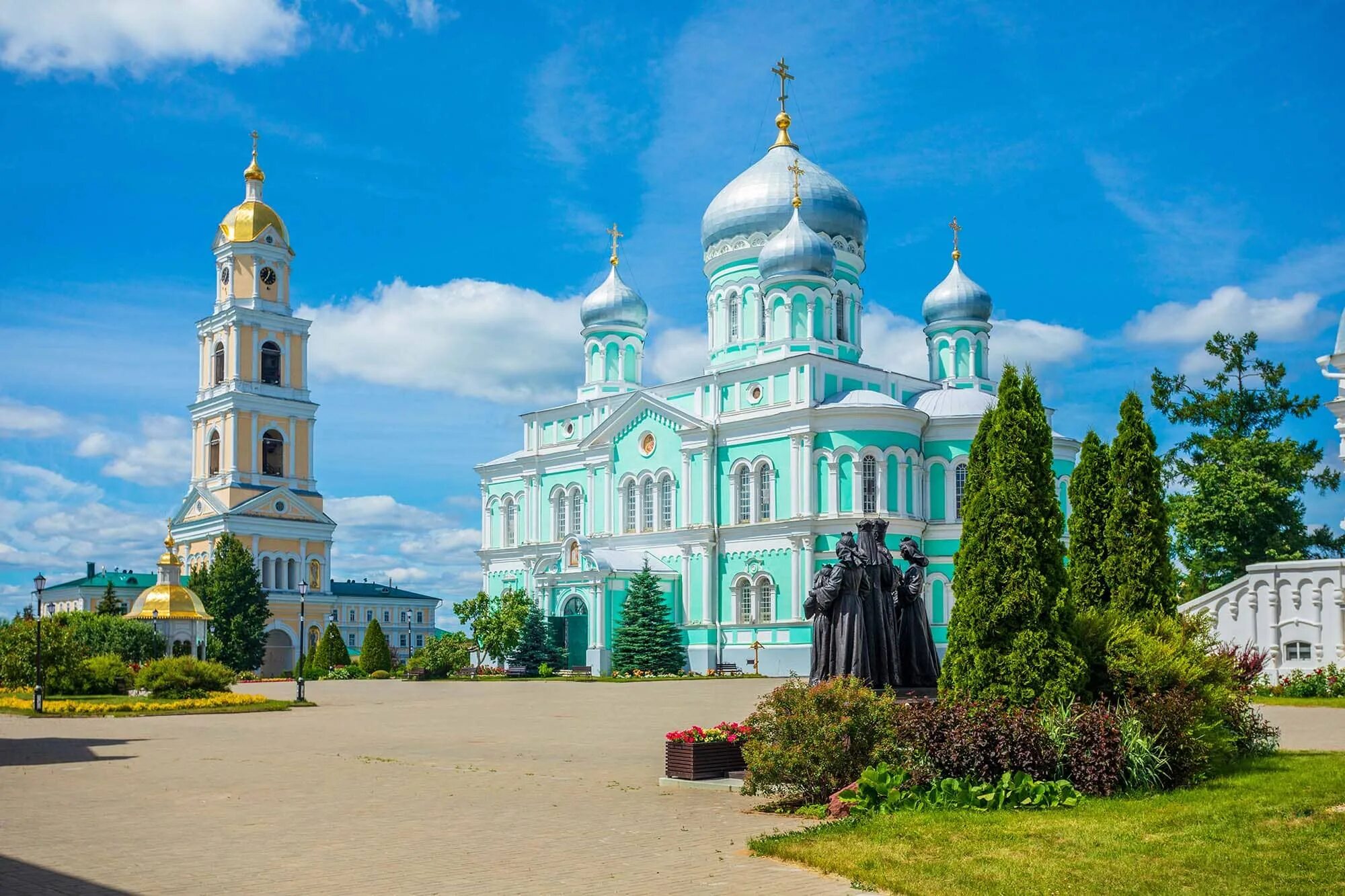 Свято-Троицкий Серафимо-Дивеевский женский монастырь. Дивеево монастырь сайт расписание