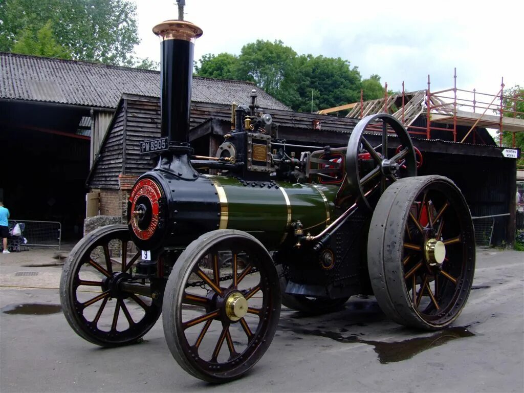 Паровая машина 18 века. Паровой автомобиль 17 века Англии. Старинные паровые машины. Машина на паровом двигателе.