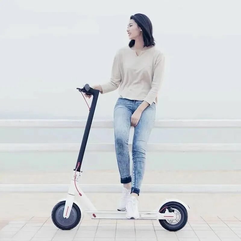 Самокат 1 час сколько стоит. Самокат Xiaomi Mijia m365. Xiaomi Mijia Electric Scooter. Xiaomi Mijia 365 Pro. Xiaomi m365 Electric Scooter.