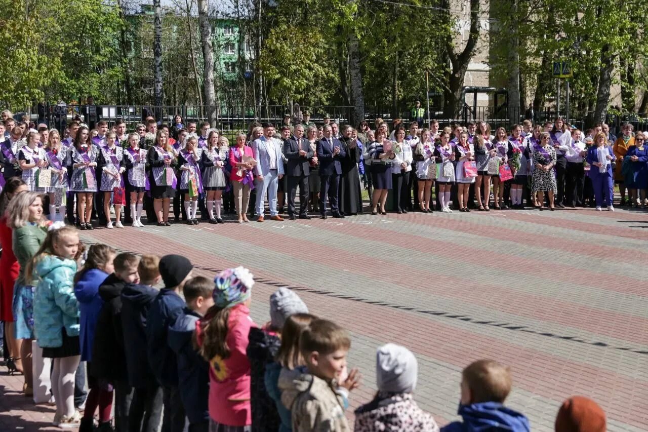 Номера школ солнечногорск. Лицей 8 Солнечногорск. Школа 5 Солнечногорск. Школа 2 Солнечногорск. Школа 3 Солнечногорск.