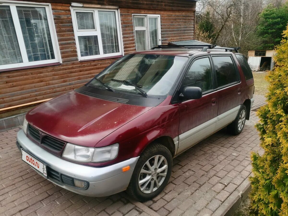 Хонда спейс вагон. Хонда спейс вагон. Mitsubishi space wagon 3. Mitsubishi space wagon 2000. Хонда спейс вагон.