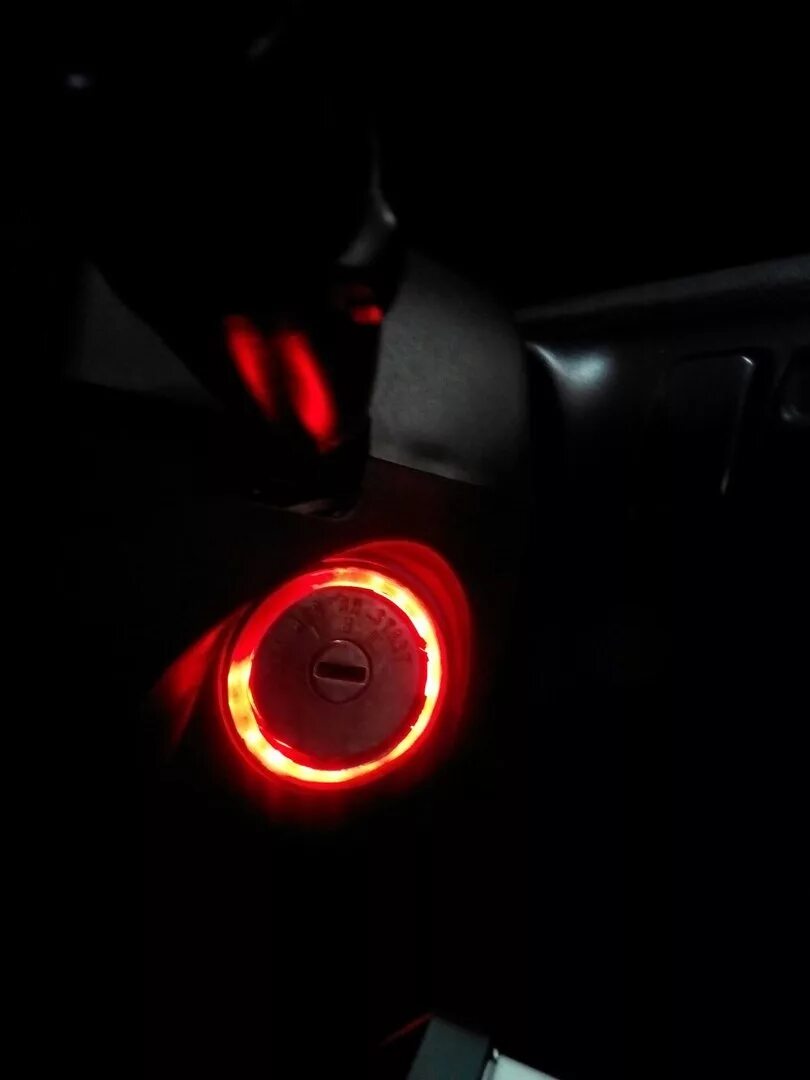 Лампочка замка зажигания. Подсветка замка зажигания Mazda CX-7. Лампа подсветки замка зажигания Мазда 6 gg. Подсветка Мазда 6 GH. Замок зажигания Mazda 3.