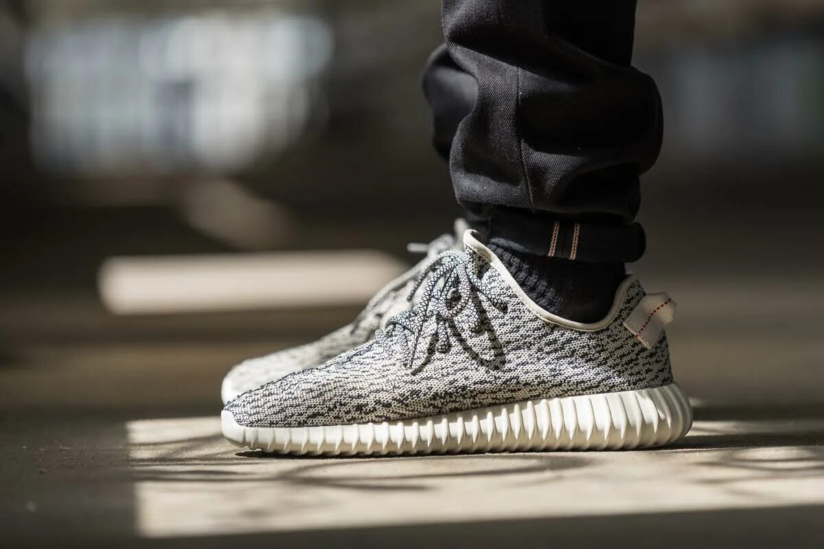 Адидас yeezy boost 350. Adidas x yeezy boost. Adidas x yeezy boost. Addidas yezi bost 350. Yeezy boost 350 v2 fade.