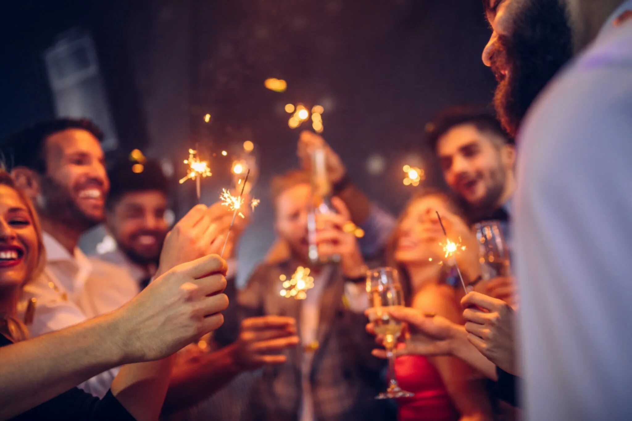 The christmas party. Люди празднуют новый год картинки. Celebrating 20 years. We are celebrating the new year. Праздник с шампанским.