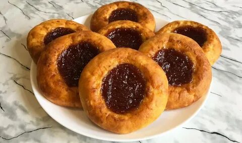 Пирожки с повидлом и творогом