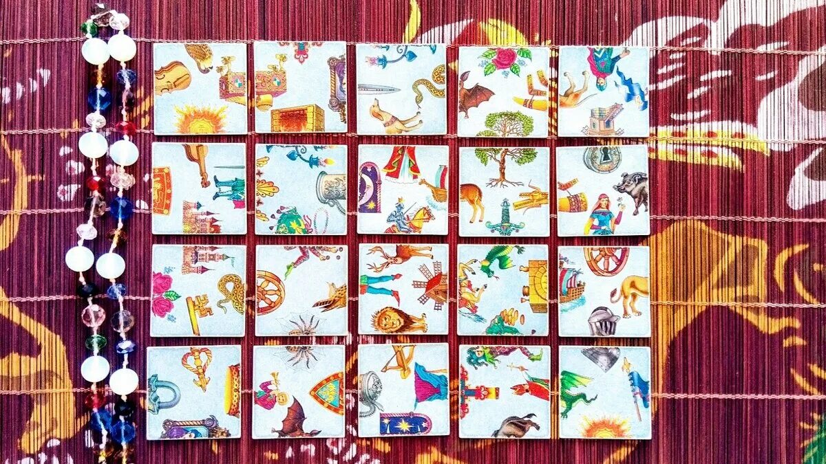 Гадальные карты мадам рекамье. Пасьянс на будущее. Индийское таро для пасьянса. Старинный пасьянс «киевская ворожея». Штандарт индийский пасьянс.