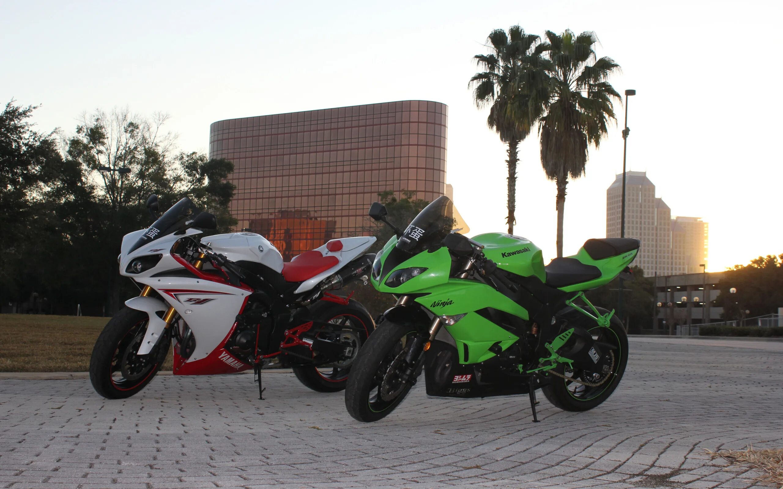 Yamaha kawasaki. Kawasaki ninja 400r 2019. Yamaha yzf r3 2022. Yamaha kawasaki. Yamaha kawasaki.