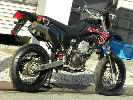 Tracker 250